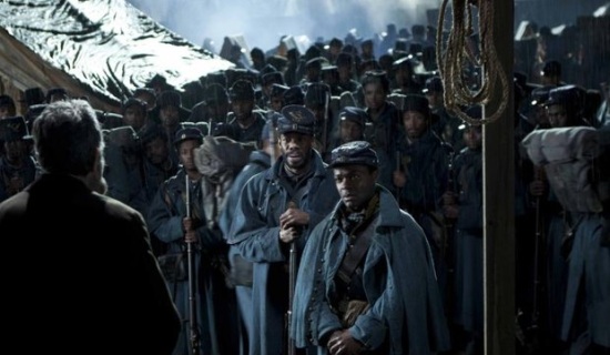 lincoln-film-stills-16-1358961845-view-0