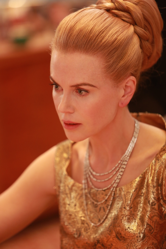 AM6A7004 Grace de Monaco - STONE ANGELS