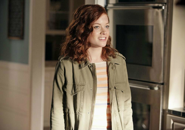 Suburgatory T2 no AXN White HD 3