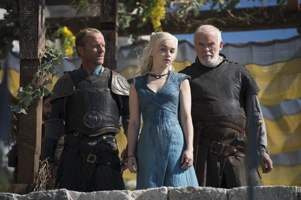 Top Game of Thrones | 2. O Figurino Azul de Daenerys | MHD