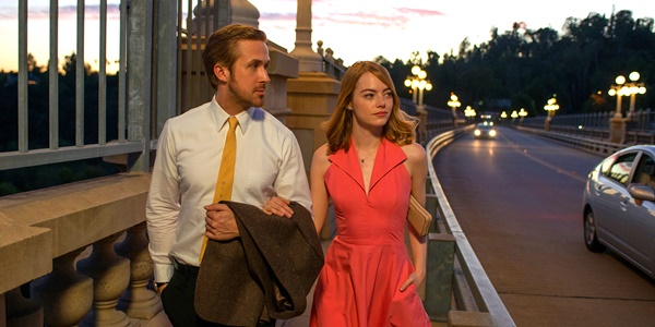 la-la-land-ryan-gosling-emma-stone_06803_R