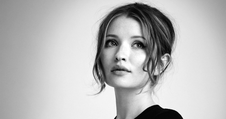 Emily Browning twilight