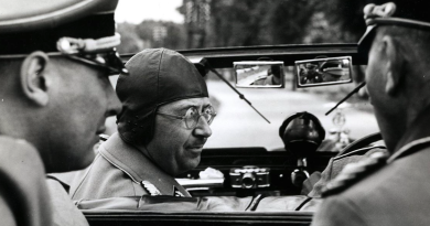 Himmler | O Homem Decente