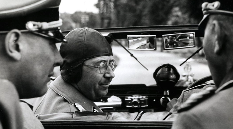 Himmler | O Homem Decente