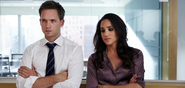 Suits Regresso T4 Foto A