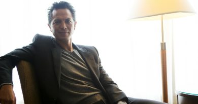 Benjamin Bratt