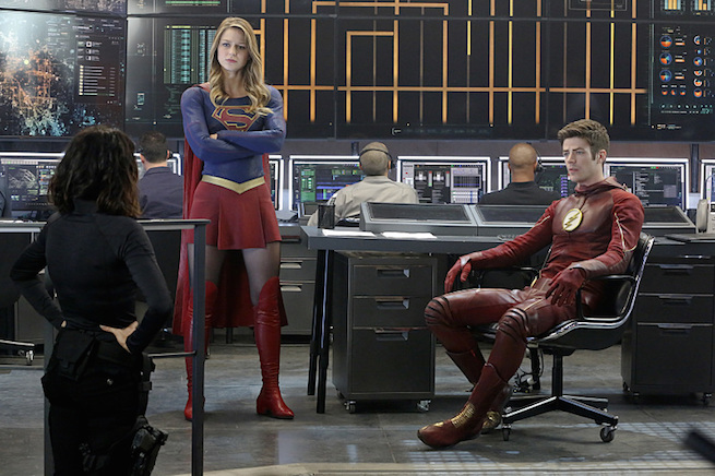 the flash supergirl crossover imagem