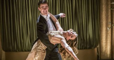The Flash e Supergirl Crossover musical