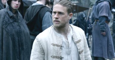 rei artur a lenda da espada critica