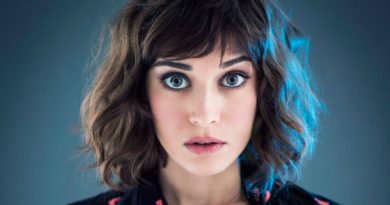 lizzy caplan marvel