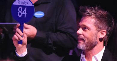 Brad Pitt leilão Game of Thrones