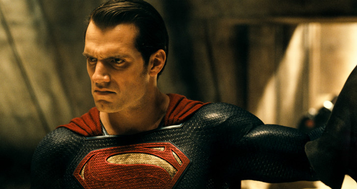 Henry Cavill quer inspirar público com novo filme do Superman