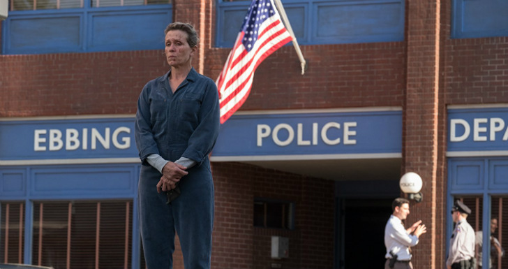 três cartazes a beira da estrada frances mcdormand