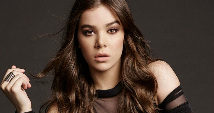 Hailee Steinfeld