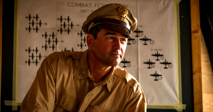 catch-22-kyle-chandler