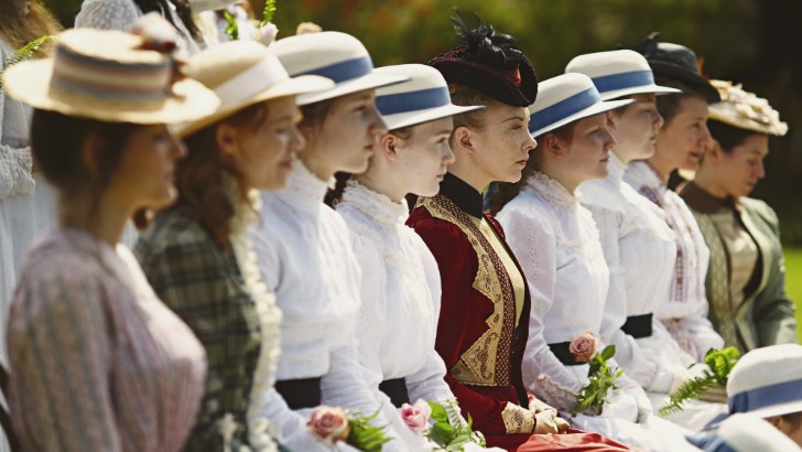 picnic at hanging rock melhores guarda-roupas tv