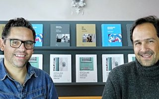 No Frame – Creative Publishing
