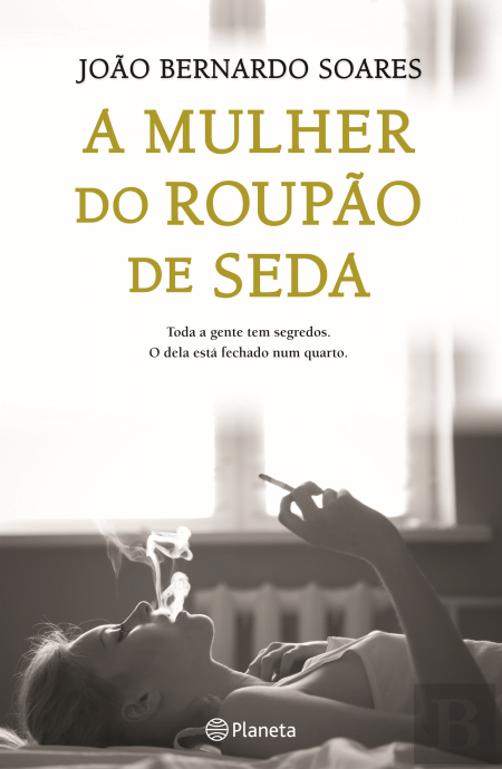 A Mulher de Roupão de Seda