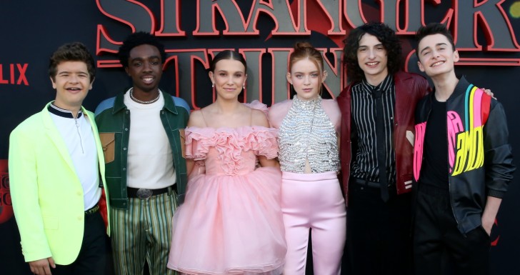 Stranger Things: Resumo com o Elenco