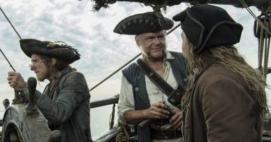 comic con portugal 2019Kevin McNally em _Piratas das Caraíbas_ Homens Mortos Não Contam Histórias_2017