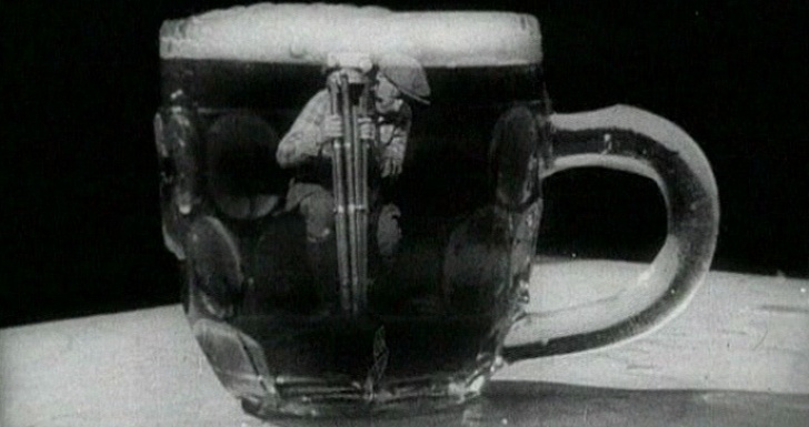 Man with a movie camera - vertov