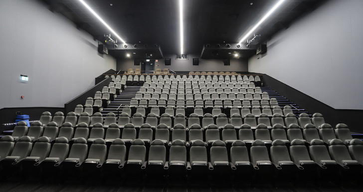 A experiência de Diogo na sala ScreenX dos Cinemas NOS