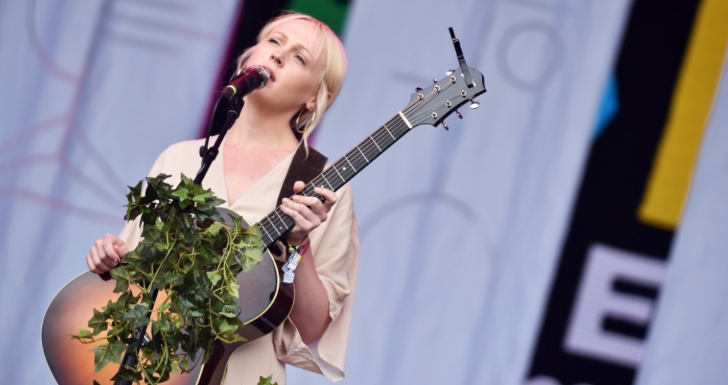 Laura Marling_Held Down_Song For Our Daughter