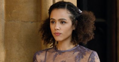 MHD Quatro casamentos e um funeral