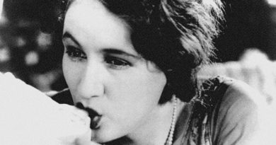 a idade de ouro critica leffest