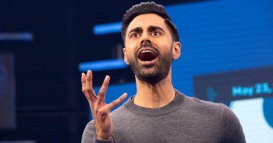 MHD Apple TV Hasan Minhaj