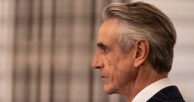 Jeremy-Irons-filme-gucci