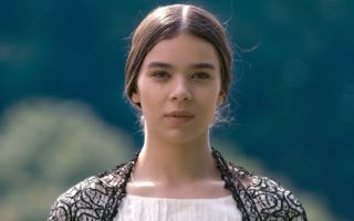 MHD Hailee Steinfeld Dickinson Hawkeye