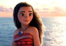 Moana observa o oceano no filme original da Disney de 2016