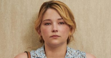 Borderlands Haley Bennett Netflix hillbilly elogy