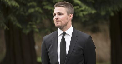stephen amell