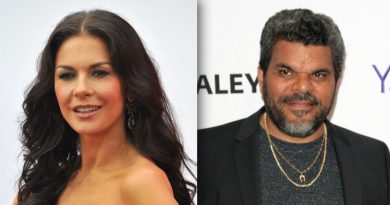 Catherine Zeta-Jones Luis Guzman