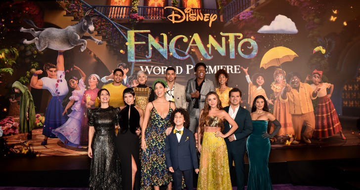 Elenco de "Encanto" a caminho dos Óscares 2022