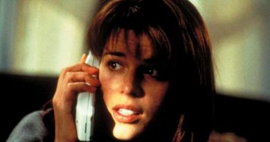 Neve Campbell