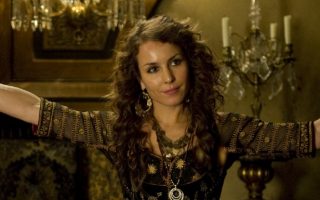 Noomi Rapace