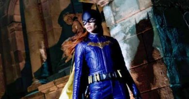 Batman Batgirl Warner Bros. Discovery