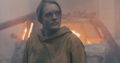 Elisabeth Moss em The Handmaid's Tale