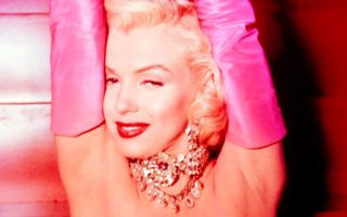 marilyn monroe figurinos
