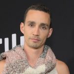 Robert Sheehan