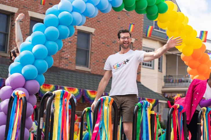 Bros Billy Eichner