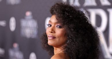 Angela Bassett