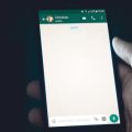 Já é possível enviar mensagens no WhatsApp sem ter Internet
