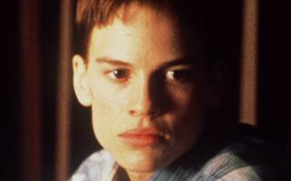 os rapazes nao choram boys don't cry cinema com orgulho critica pride month