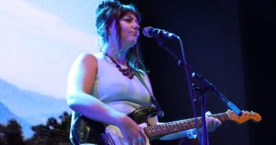 Angel Olsen Alive