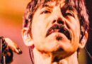 Red Hot Chili Peppers no Alive