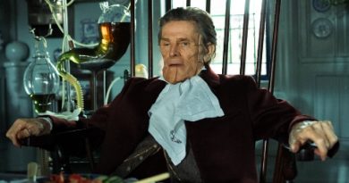 willem dafoe pobres criaturas streaming critica